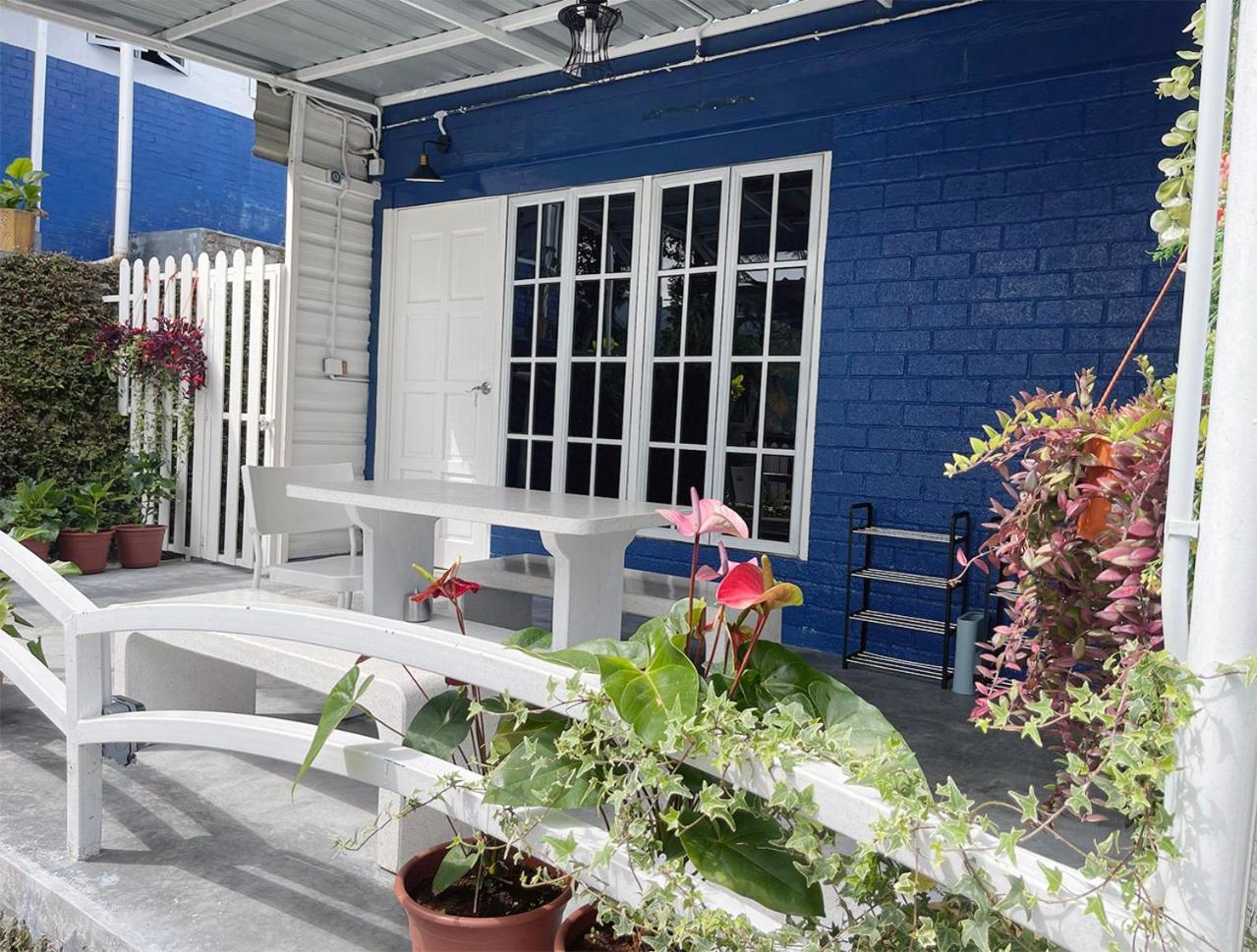 Blue Cabins By Pfordten Cottage Cameron Highlands Exterior foto